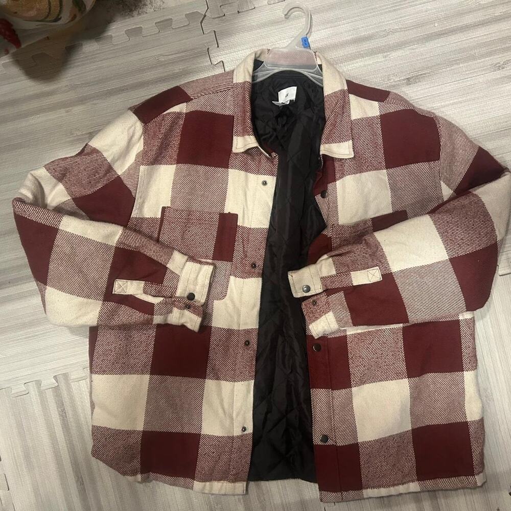 H&M red buffalo plaid quilted lined falnnel